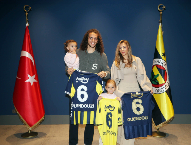 Fenerbahçe, Matteo Guendouzi ile 4.5 yıllık sözleşme imzaladı