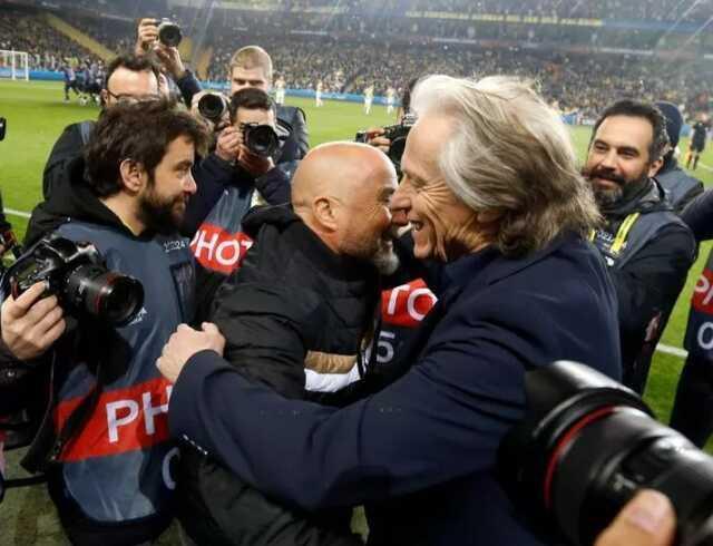 Fenerbahçe taraftarının kabusu son buldu! Sampaoli'yi takımın başına getiren Flamengo, Jesus defterini kapadı