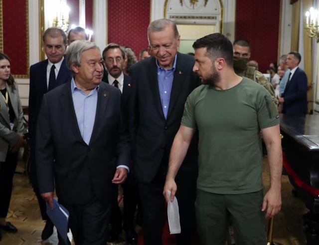 Zelenski, barış müzakerelerinin başlaması için tek bir şart koştu: Rusya, Ukrayna topraklarından çekilmeden mümkün değil