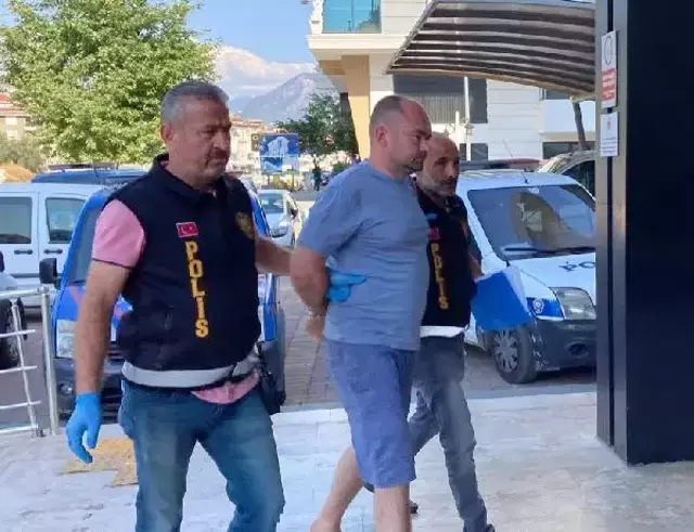 Çocuklarını öldürüp, eşini yaralayan Ukraynalı: Nasıl yaptığımı bilmiyorum