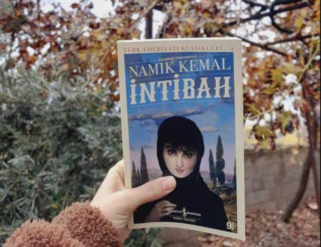 Türk edebiyatındaki ilk edebi roman hangisidir? İlk edebi romanı kim yazdı?