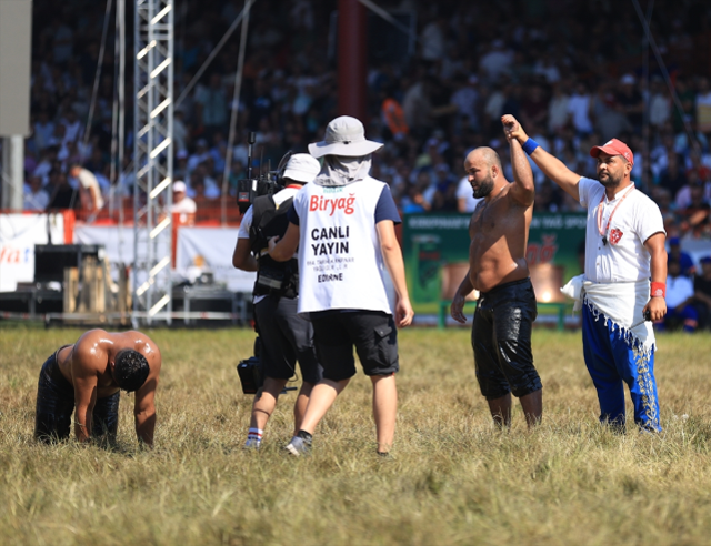 Nefes kesen mücadeleler! Kırkpınar'da finalin adı belli