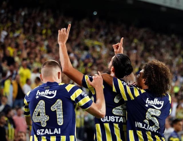 Kadıköy'de resital! Fenerbahçe, Alanyaspor'u 5 golle geçti