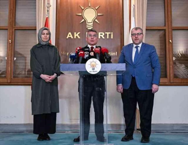 AK Parti, çalışma hayatıyla ilgili düzenlemeler içeren kanun teklifini Meclis'e sundu