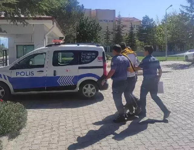Son dakika haberi! Kadın kıyafeti giyip motosiklet çaldı; o anlar kamerada