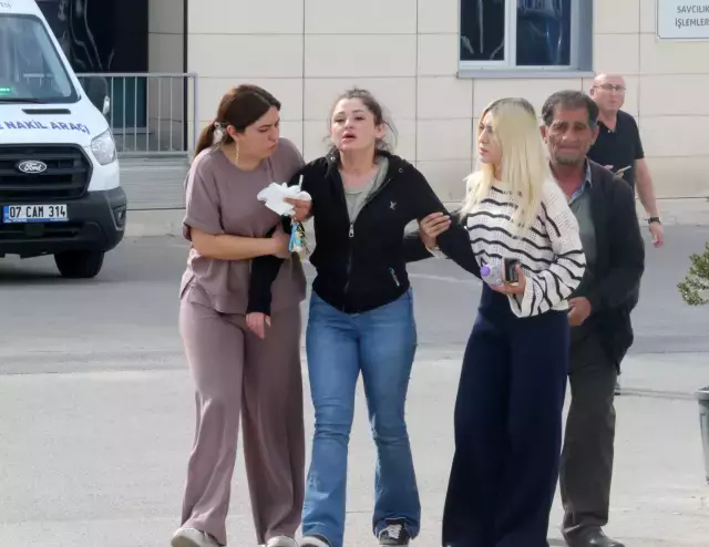 Kazada oğlunu kaybeden anne ve kızlarının feryadı yürek burktu