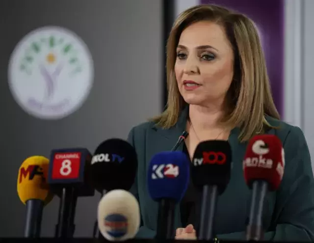 DEM Parti Sözcüsü Ayşegül Doğan
