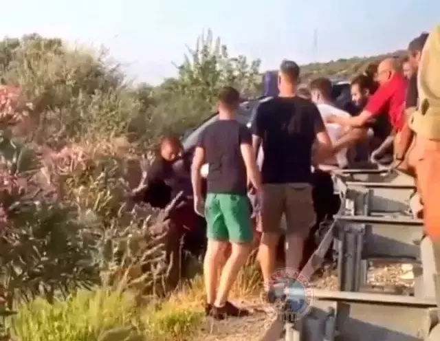 Hatalı sollama ölüm getirdi! İki otomobilin kafa kafaya çarpıştığı kazada 1 kişi öldü, 6 kişi yaralandı