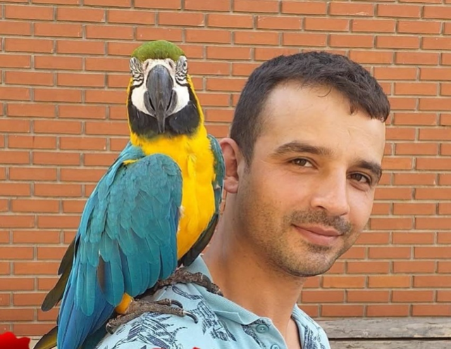 Eşinin ölümüne inanmakta zorlanan kadından ağlatan sözler