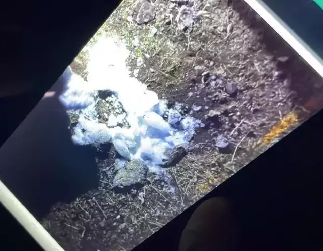 Gökten buz kültesi düştü, çoban 'bomba' korkusu yaşadı