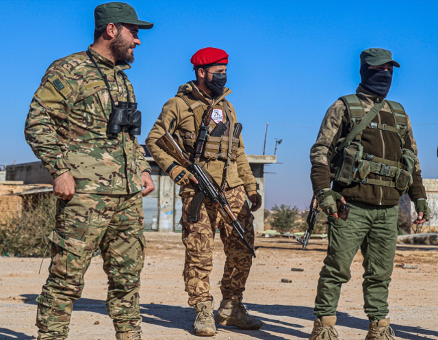 Suriye ordusu, Deyr Hafir'de operasyona başlıyor