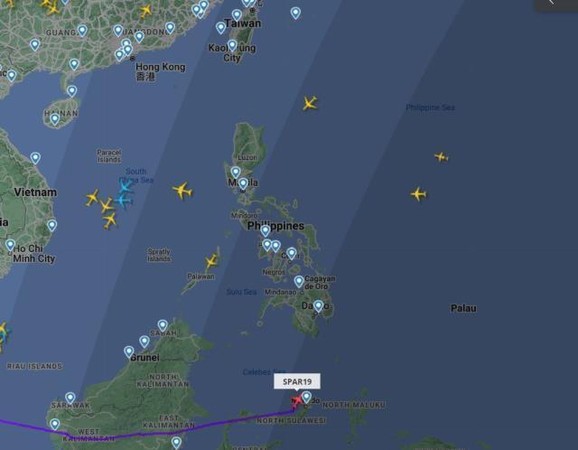 Pelosi'nin uçağı rotayı Tayvan'a kırdı: Savaşın ayak seslerini 400 bin kişi canlı olarak izliyor