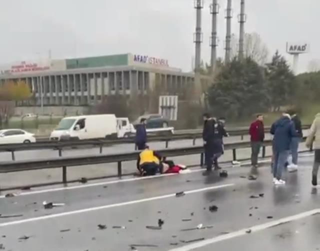 Sapağı kaçırıp direksiyonu kırınca kabusu yaşadı! Otomobil resmen ikiye bölündü