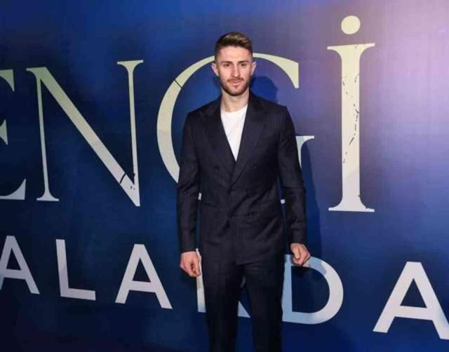 Fenerbahçe'nin İngilizlere karşı zaferini anlatan Zaferin Rengi filminin galası yapıldı