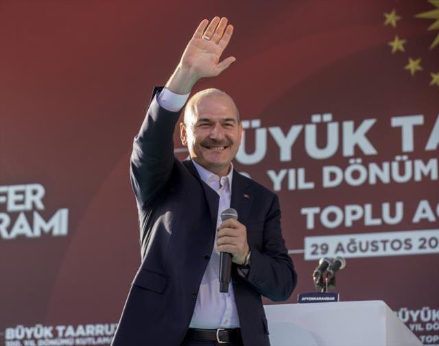 Bakan Soylu, Afyonkarahisar'daki toplu açılış töreninde konuştu: Biz sizin gibi LGBT çocuğu değiliz