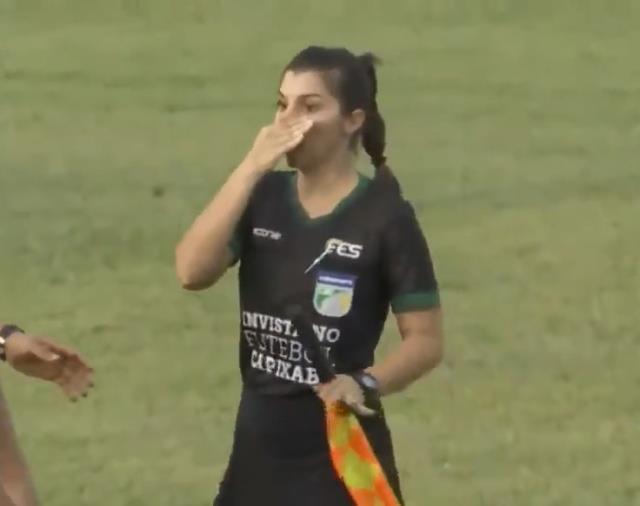 Bu kadarına da pes! Teknik direktörün kadın hakeme yaptığı ortalığı ayağa kaldırdı