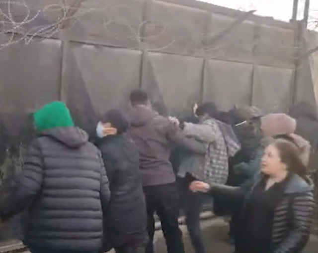 Terör örgütü destekçileri Haseke'deki ABD üssüne saldırdı