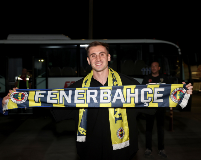 Tepkiler çığ gibi büyüyor! Uçaktan indiği anda sarf ettiği cümleyle Galatasaray tarafını çıldırttı