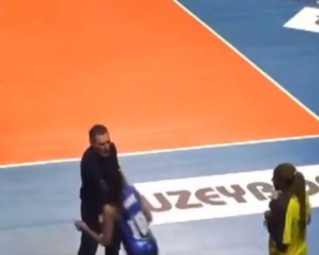 Fenerbahçe'de kadın sporcuya şiddet iddiası! Hocanın yaptığı hareket taraftarları çıldırttı