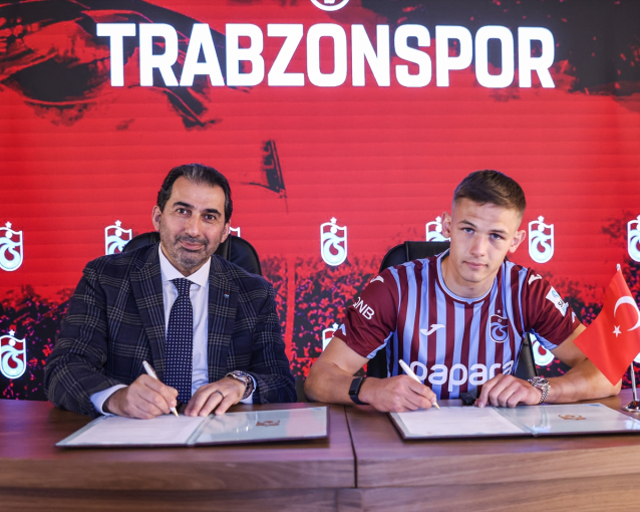 Sikan'ın isim telaffuzu ve esprili yanıtı