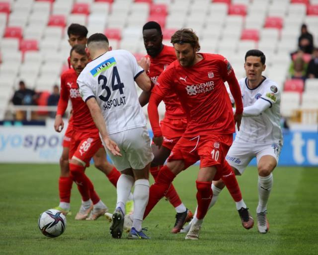 Süper Lig'de 16.00 seansı gole doyurdu! Kasımpaşa ve Fatih Karagümrük rakiplerini rahat geçti