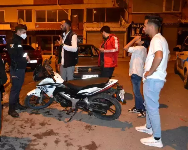 Balkonda arkadaşıyla görüntülü konuşurken motosikletinin çalındığını ön kameradan gördü