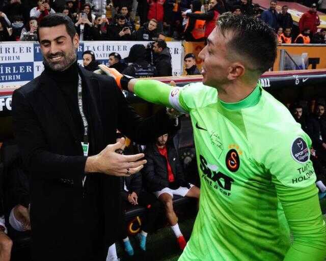 Galatasaraylılar, statta yapılan anonsla çılgına döndü! Volkan Demirel'e tepki yağdı