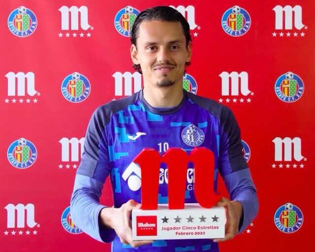 Milli futbolcumuz İspanya'ya damga vuruyor! 'En iyi futbolcu' ödülü Enes'in