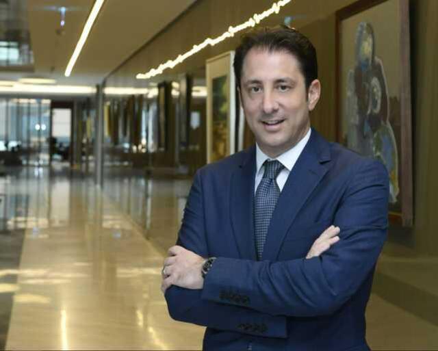 KOLTUK BÜYÜTEN YÖNETİCİLER