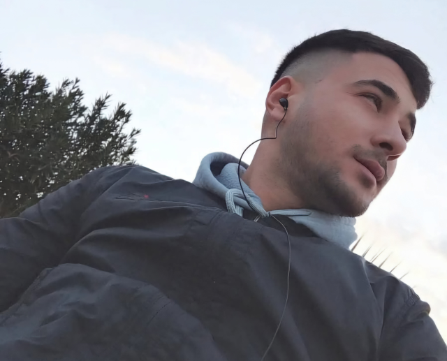 Kızını kaçıran yeğenini kollarından tutup oğlunu cinayete azmettirmiş