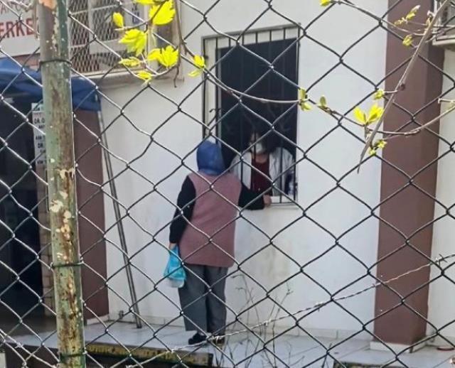 İki sağlık ocağı, iki farklı olay! Bir tarafta hastalar camdan muayene edildi, diğer tarafta kediye doğum yaptırdılar