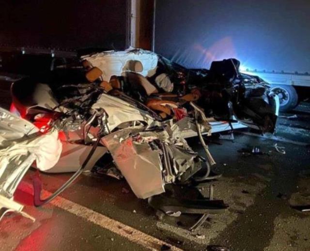 21 yaşındaki genç doğum gününde geçirdiği trafik kazasında hayatını kaybetti