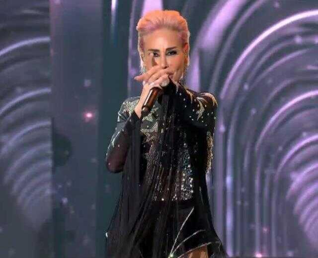 Eurovision'da İsrail'i temsil etmek için yarışmaya katılan Linet, bir üst tura çıktı