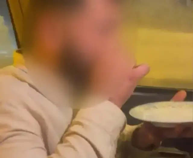 Direksiyon başındaki taksici kokain kullandı