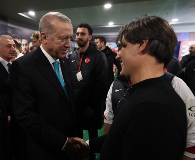 Yüzler gülüyor! Maç sonuna damga vuran anlar