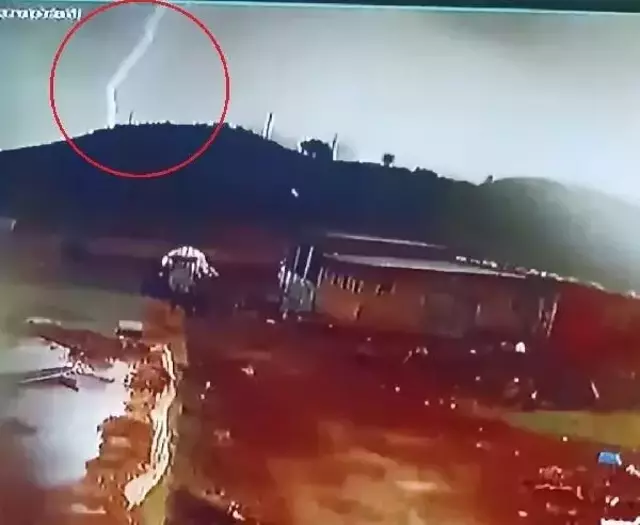 Çoban Yıldırım Çarpması Sonucu Hayatını Kaybetti