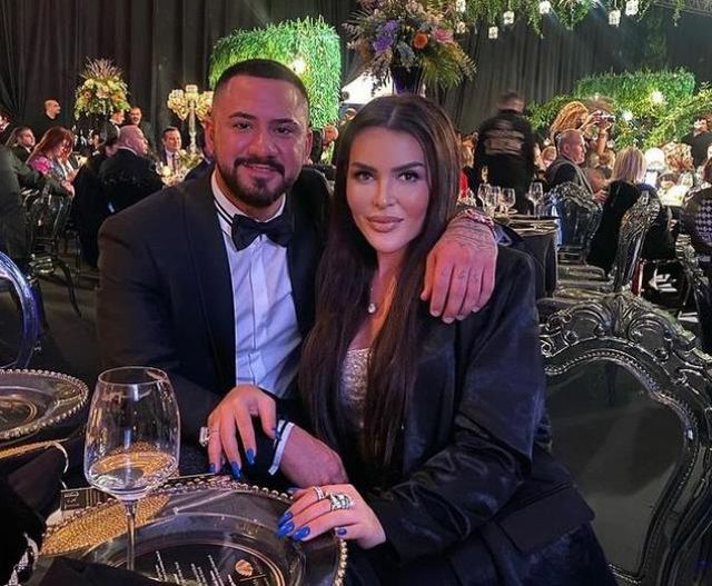 Selin Ciğerci ile evli olan Gökhan Çıra'nın güzel fenomenle mesajları ifşa oldu