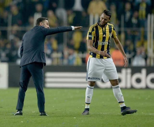 Caner Erkin'den beklenmeyen Vitor Pereira çıkışı: Hocamı ilk ben karşılayacağım