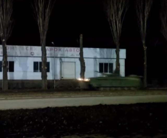 Son dakika: Ukrayna'daki ayrılıkçı liderler, Rusya Devlet Başkanı Putin'den yardım istedi! Rus tankları Donbas'a girdi