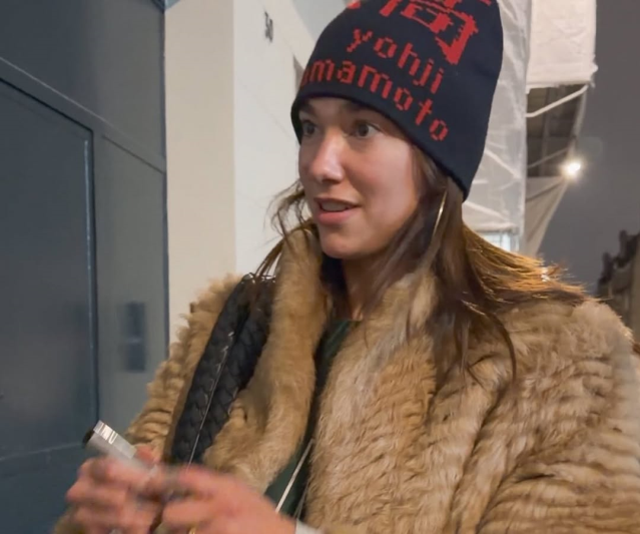 Dua Lipa'nın makyajsız görüntüsü şaşırttı