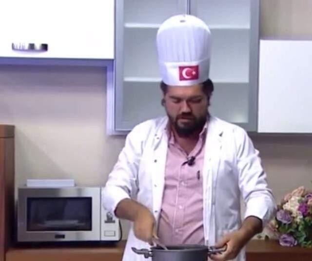 Rasim Ozan Kütahyalı, canlı yayında lokma döktürdü