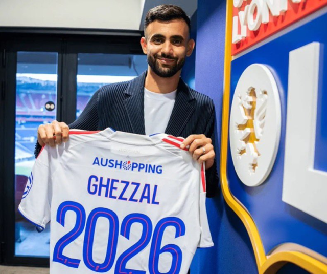 Transfer bitti! Rachid Ghezzal geri döndü