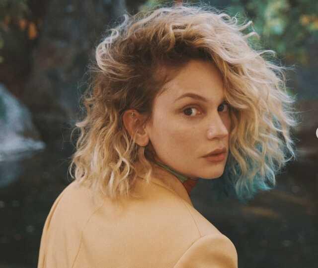 Farah Zeynep Abdullah kimdir, aslen nereli, kaç yaşında, evli mi? Farah Zeynep Abdullah nasıl ünlü oldu?