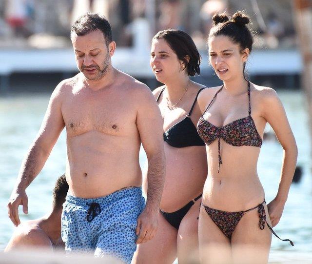 Yeni aşkıyla tatile çıkan Rıza Kocaoğlu, eski sevgilisi Hazal Subaşı ile pişti oldu