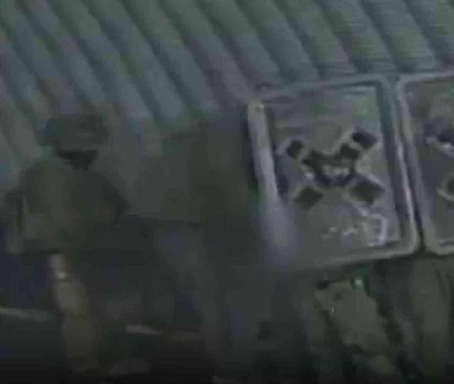 Filistinli tutukluya tecavüz görüntülerinde skandal detay! Askerler kamerayı kalkanlarla kapatmış