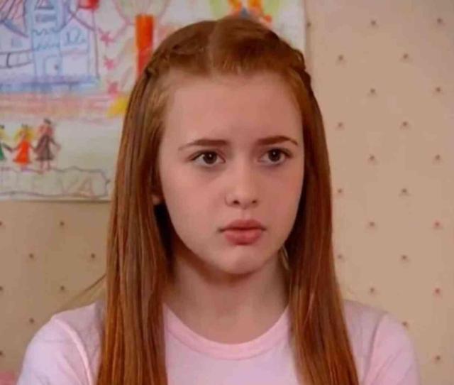 Selena dizisinin Selin'i Cansu Demirci nikah masasına oturdu