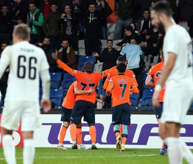 Başakşehir, Rigas Skola'yı 3 golle geçerek Konferans Ligi'nde gruptan çıkmayı garantiledi