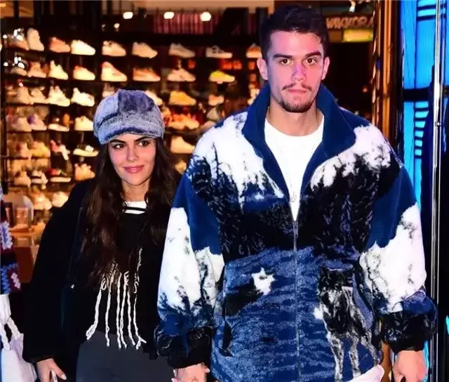 Sürpriz aşk! Güzel oyuncu Özgü Kaya gönlünü rol arkadaşına kaptırdı