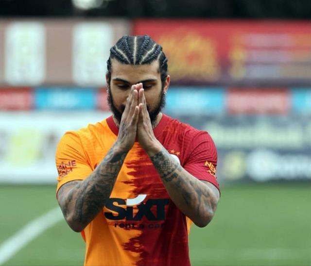 Galatasaray'dan ayrılan Yedlin'in sözleri ABD'yi salladı: Her yerde cami vardı
