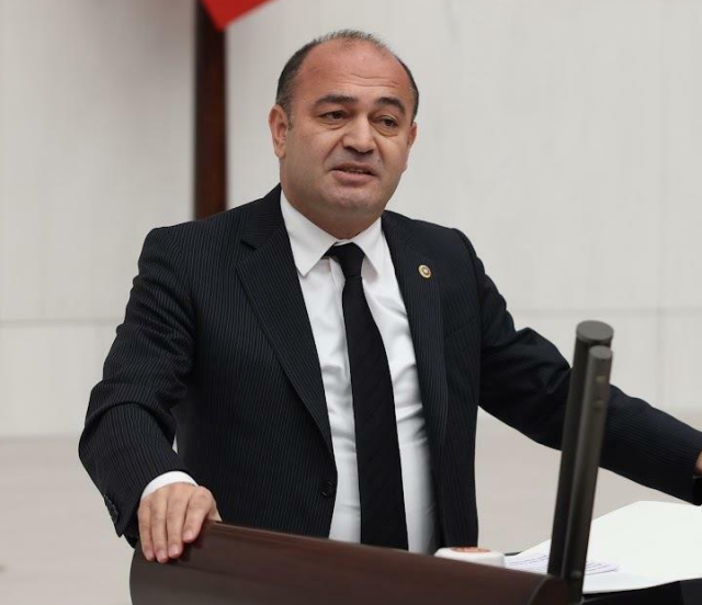 CHP'li Karabat'tan gündem yaratacak iddia: 200 TL'ye tüm kimlik bilgileriniz satılık